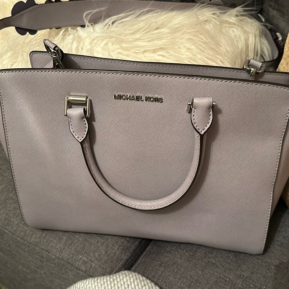 Michael Kors light purple bag - Picture 1 of 5
